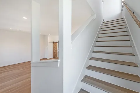 2318 Mills Street Houston TX 77026