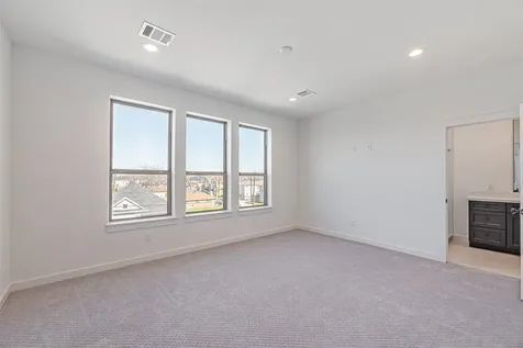 2318 Mills Street Houston TX 77026