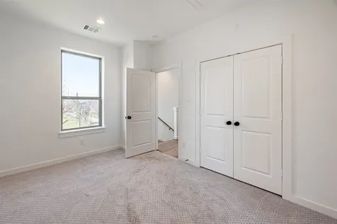 2318 Mills Street Houston TX 77026