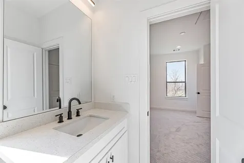 2318 Mills Street Houston TX 77026