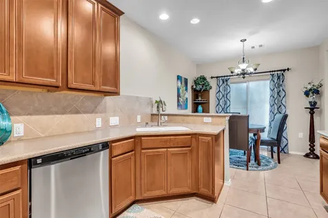 13600 Breton Ridge Street 24f Houston TX 77070