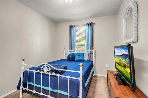 13600 Breton Ridge Street 24f Houston TX 77070
