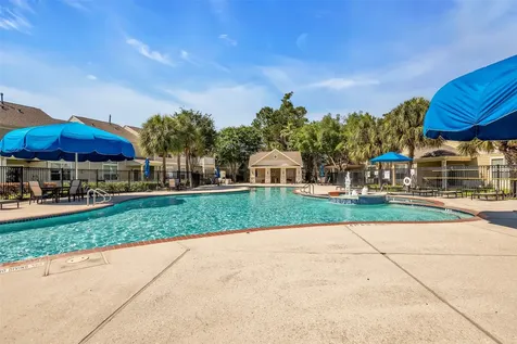 13600 Breton Ridge Street 24f Houston TX 77070