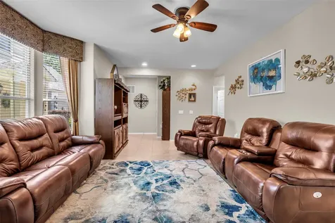 13600 Breton Ridge Street 24f Houston TX 77070