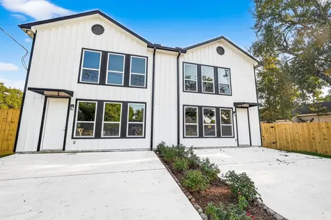 3826 Rosemont Street Houston TX 77051
