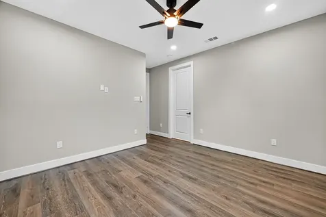3826 Rosemont Street Houston TX 77051