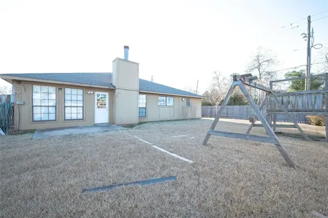 1805 Willow Bend Road Wharton TX 77488