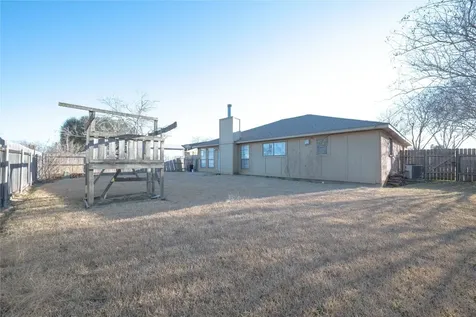 1805 Willow Bend Road Wharton TX 77488