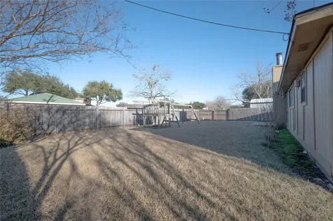 1805 Willow Bend Road Wharton TX 77488