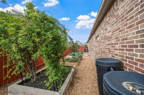 8020 Serenity Drive Pearland TX 77584