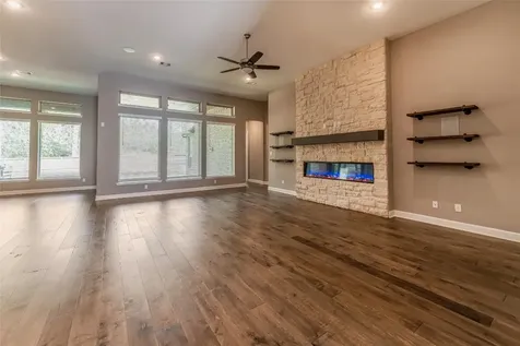 1050 Groveton Ridge Lane Pinehurst TX 77362