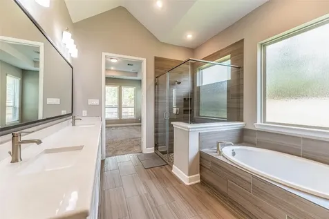 1050 Groveton Ridge Lane Pinehurst TX 77362