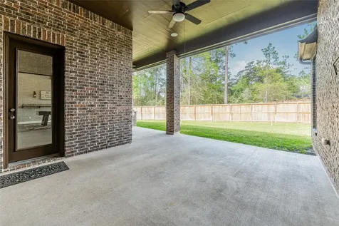 1050 Groveton Ridge Lane Pinehurst TX 77362