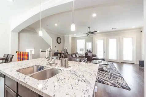 12258 Oxford Crescent Circle Houston TX 77082