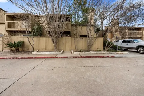 9371 Pagewood Lane Houston TX 77063