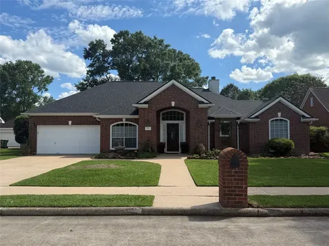 213 Regal Lane Liberty TX 77575