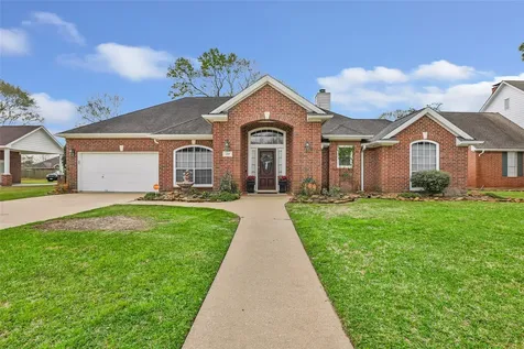 213 Regal Lane Liberty TX 77575