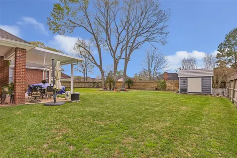 213 Regal Lane Liberty TX 77575