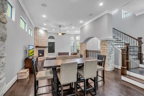 1219 W 25th Street B Houston TX 77008
