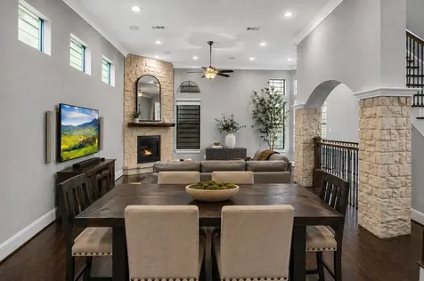 1219 W 25th Street B Houston TX 77008