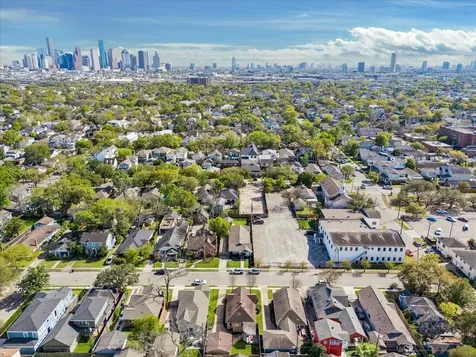 919 Key Street Houston TX 77009