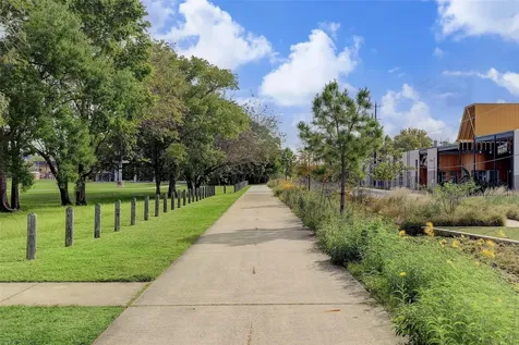 919 Key Street Houston TX 77009