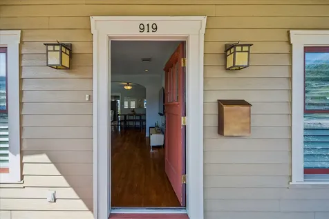 919 Key Street Houston TX 77009