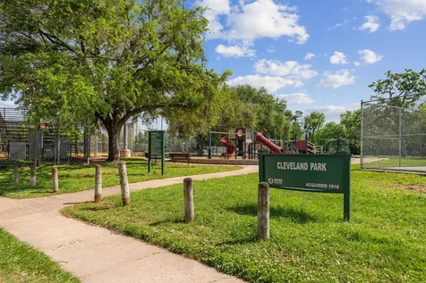 3935 Gibson Street Houston TX 77007