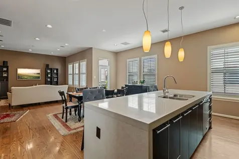 3935 Gibson Street Houston TX 77007
