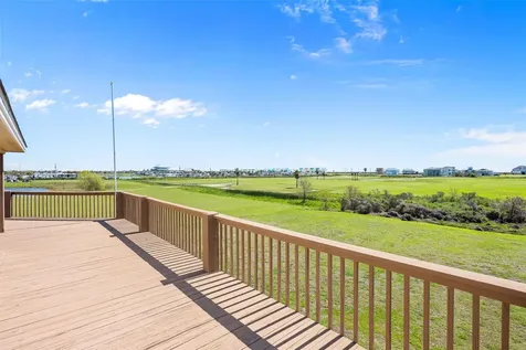 972 Rancho Carribe Port Bolivar TX 77650