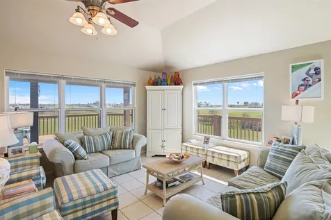 972 Rancho Carribe Port Bolivar TX 77650