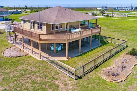 972 Rancho Carribe Port Bolivar TX 77650