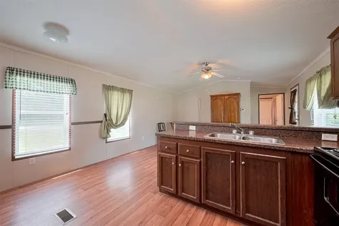 506 S Oakhurst Drive Livingston TX 77351