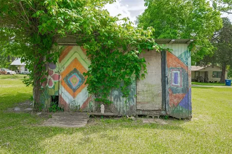 506 S Oakhurst Drive Livingston TX 77351