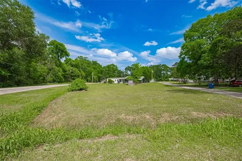 506 S Oakhurst Drive Livingston TX 77351