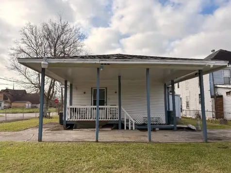 785 Grant Street Beaumont TX 77701