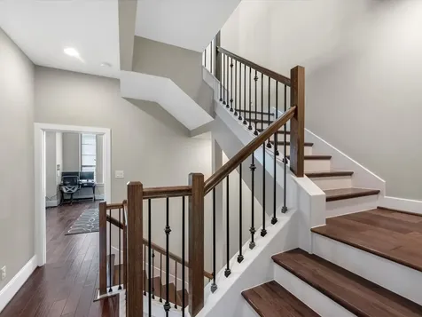 5467 Larkin Street Houston TX 77007