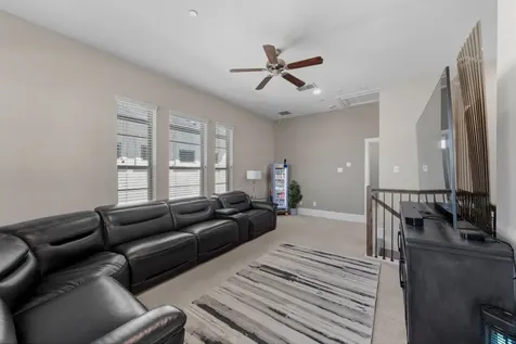5467 Larkin Street Houston TX 77007