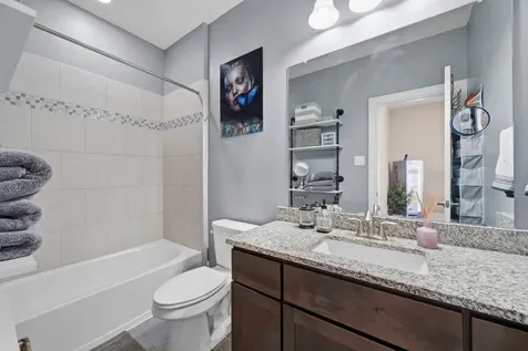 5467 Larkin Street Houston TX 77007