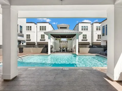 5467 Larkin Street Houston TX 77007