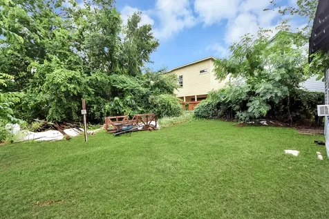 2611 Canfield Street Houston TX 77004