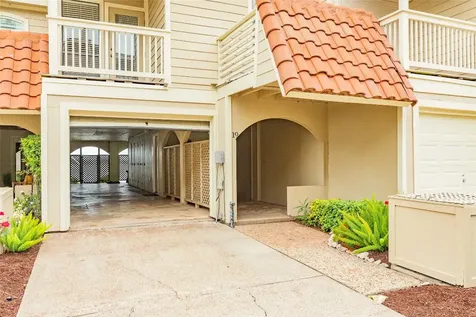 19 Dana Drive B Galveston TX 77554