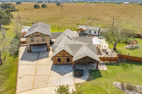 5022 Riverview Drive Cr930 Alvin TX 77511
