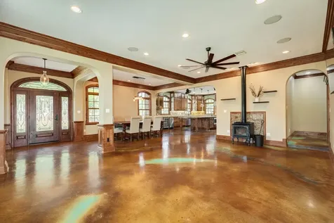 5022 Riverview Drive Cr930 Alvin TX 77511