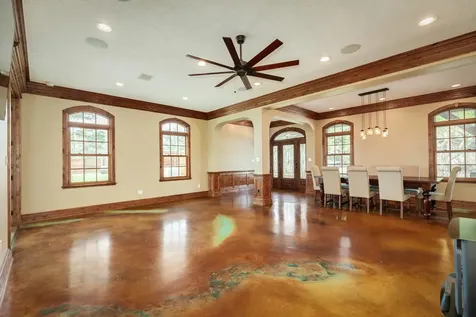 5022 Riverview Drive Cr930 Alvin TX 77511