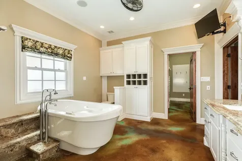 5022 Riverview Drive Cr930 Alvin TX 77511
