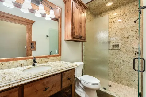 5022 Riverview Drive Cr930 Alvin TX 77511
