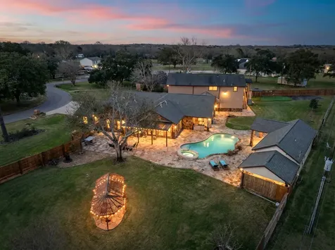 5022 Riverview Drive Cr930 Alvin TX 77511