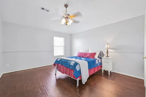 2835 Fairway Drive Friendswood TX 77546