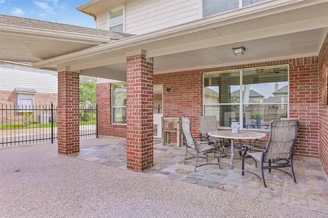 2835 Fairway Drive Friendswood TX 77546
